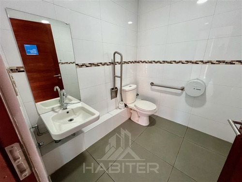 Arrienda Local Comercial Con Planta Libre En Temuco