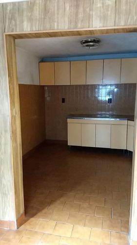 Venta Casa - Caseros - Luminosa - Jardin - Cocheras