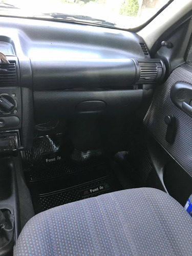 Chevrolet Corsa 1.6 Wind
