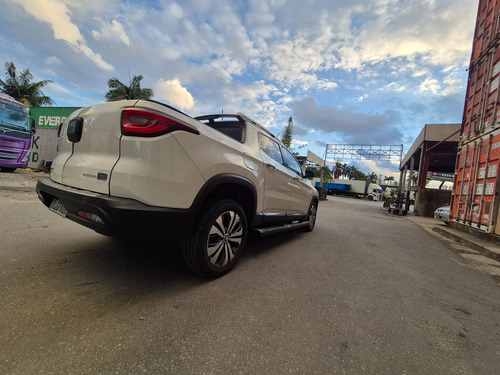 Fiat Toro 2.0 Volcano 4x4 Aut. 4p Automática