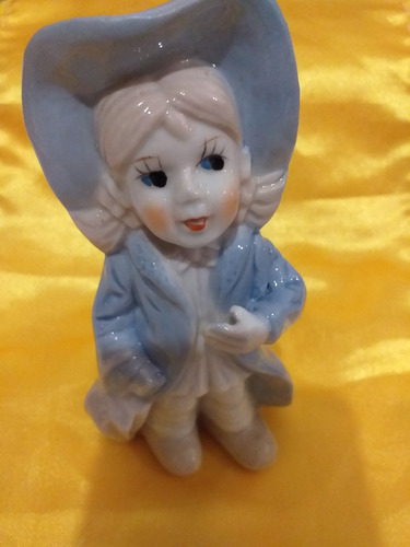 Figuras De Ceramica Impecables Bellisimas Niños Con Pato Azul Claro (Usado)