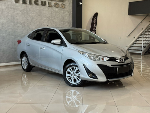 Toyota Yaris 1.3 16V FLEX XL PLUS TECH MULTIDRIVE