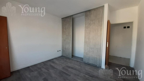 Imagen 11 de 19 de Local Sobre Paysandu, Doble Altura, Venta En Pozo, En Wilde Centro!!!!