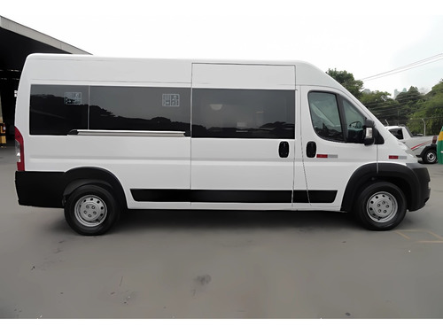 Van Fiat Ducato Executiva Marticar Ano 2019/19 16 Lugares.