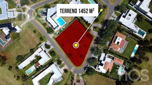 Venta Lote De Terreno En Kentucky Club De Campo, Funes