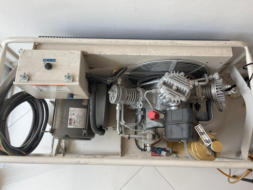 Compresor Aire Respirable Bauer Mariner 2 Buceo Scuba Scba Plateado 5000 Psi Monofásica