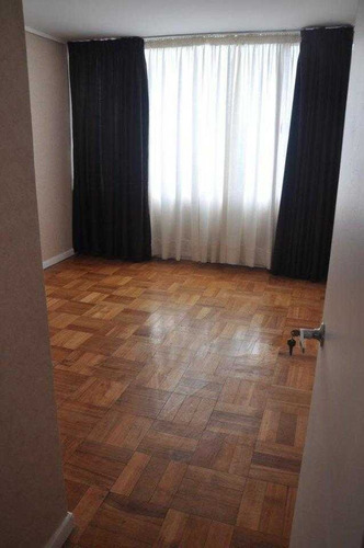Obispo Hipólito Salas 525