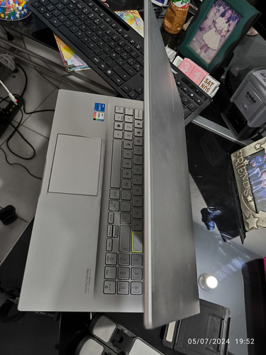 Laptop Asus Vivobook 15.6 Intel Core I5 12gb Ram+1t+256ssd (Usado)