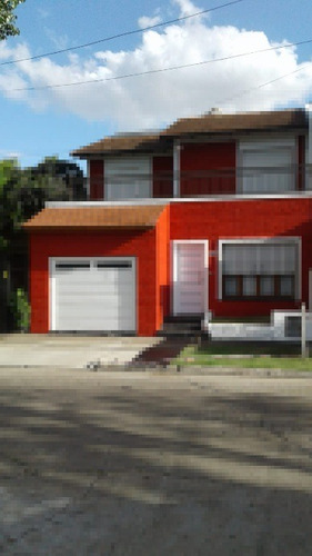 Imagen 1 de 1 de Chalet En Venta En Ituzaingo Norte