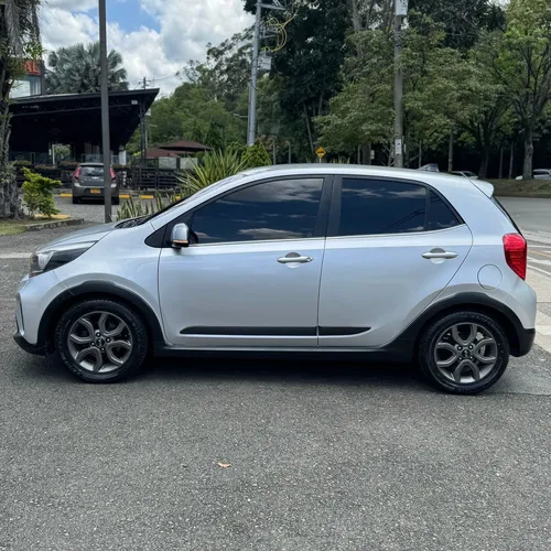 Kia Picanto 1.2 X-Line At