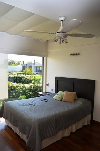 Imagen 9 de 12 de Casa Moderna En Venta 4 Dormitorios B° Windbells
