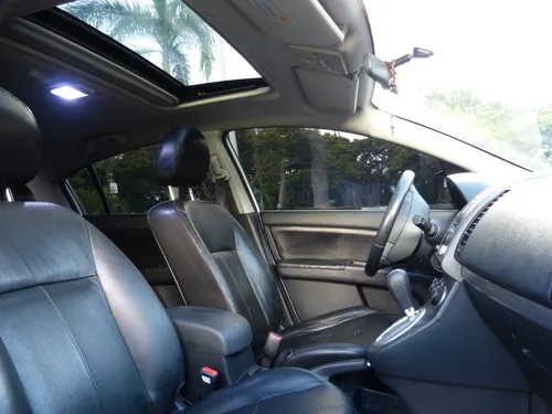 Nissan Sentra 2.0