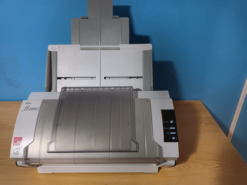 Escaner Fujitsu Fi5530c2