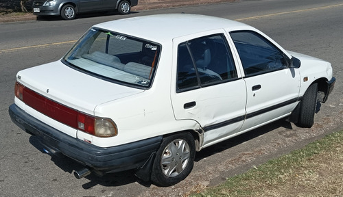 Daihatsu Charade Sedan 1.3 - 16 Válvulas