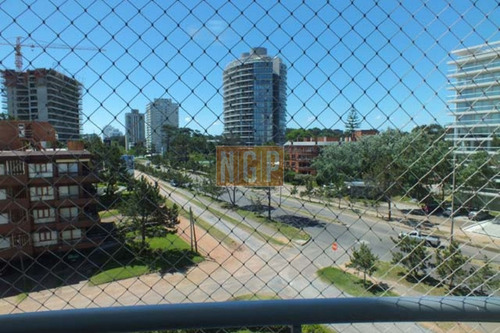 En Exclusividad!!! Ocean Drive Impecable Decorado !!!!- Ref: 3058