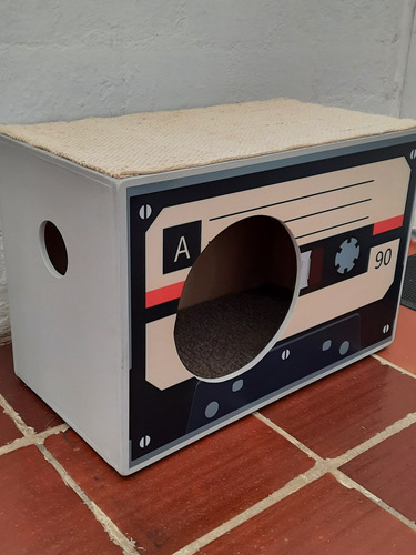 Imagen 3 de 3 de Casa Para Gatos, Con Rascador Y Acolchada Diseño Retro 60x40