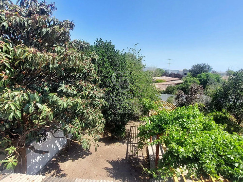 Vende Casa Con Proyección Comercial