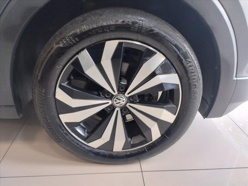 Volkswagen T-Cross 1.0 200 TSI TOTAL FLEX AUTOMÁTICO