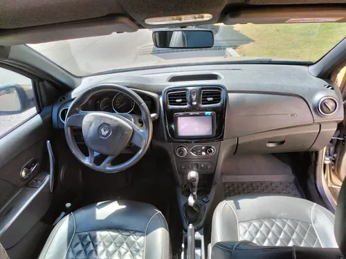 Renault Logan 1.6 Privilege / Intens