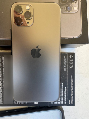 iPhone 11 Pro 64 Gb Gris Espacial Como Nuevo , Siempre En Su Funda Contra Agua (Usado)