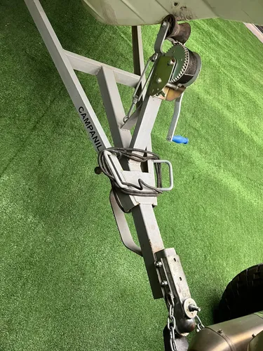 Lancha Campanili Ventura 140 Hp