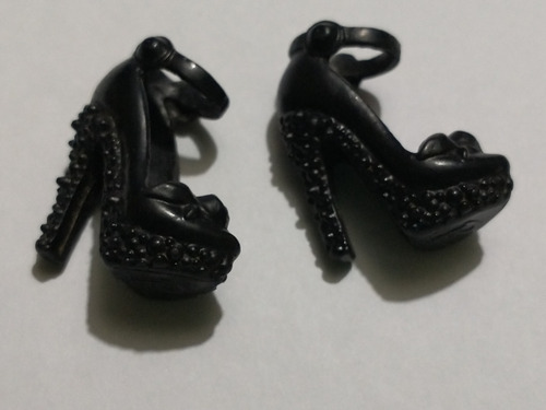 Barbie Zapatos Negro Mattel (Usado)