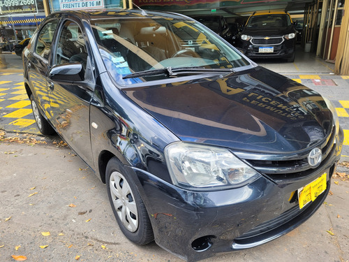 Toyota Etios 1.5 Sedan Xs