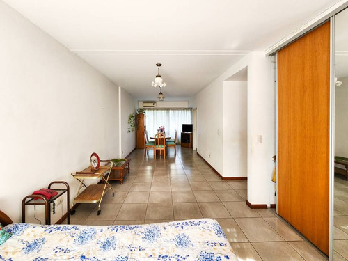 Imagen 3 de 30 de Venta De Departamento En Flores