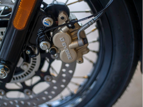 Imagen 3 de 22 de Royal Enfield Interceptor 650 Mark Two