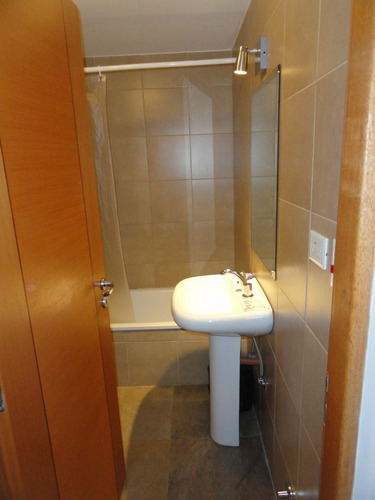 Imagen 8 de 14 de Hotel Pleno Centro, 29 Habitaciones, 69 Camas, Impecable