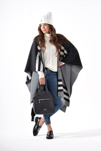Imagen 3 de 4 de Ruana Estampada De Diseño Mujer Abrigo Blaquè