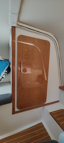 Lancha Canestrari 245 Express Cruiser Dentro Fuera
