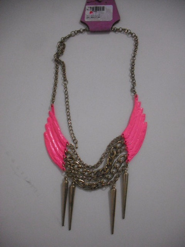 Colar Feminino Com Asas Pink Sem Uso Ou Brinde