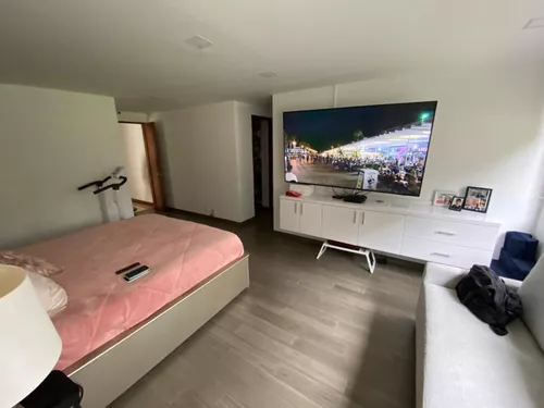 Apartamento En Venta En El Poblado, La Calera. Cod V12467