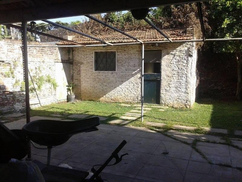 Imagen 21 de 23 de Excelente Casa Antigua De 4 Amb. Con Hermoso Patio.