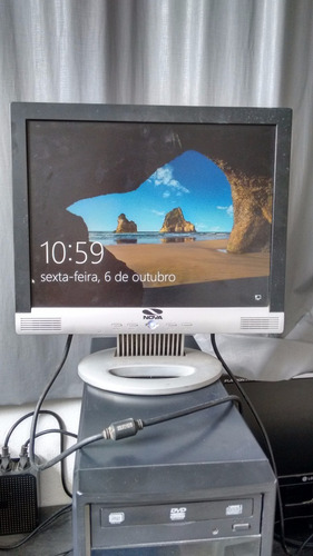 Vende-se Monitor Lcd De 15 Polegadas Marca: Nova