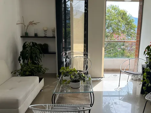 Apartamento En Arriendo En Camino Verde. Cod A776172