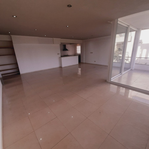 Venta Departamento De 5 Ambientes En Barrio Buenos Aires Village