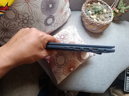 Laptop Asus Vivobook 15.6'' F1502 Intel Core I9-13900h Azul (Usado)