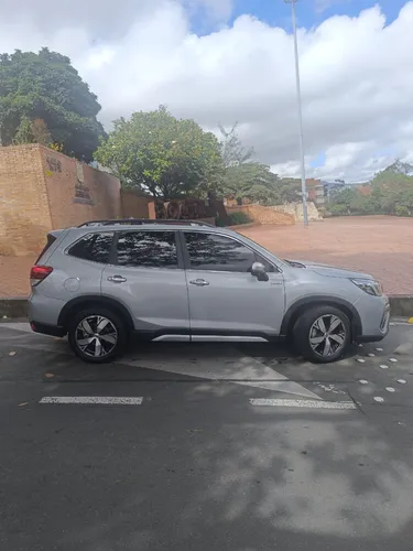 Forester Hibrida 4x4 Elite Eyesigth, Full
