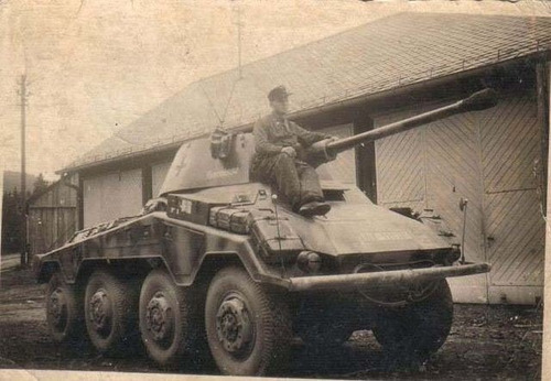 Miniatura Diecast 1/43, 8x8 Alemán Sdkfz 234/2 Puma