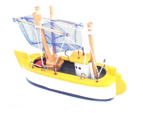 Figura De Madera Barco 01