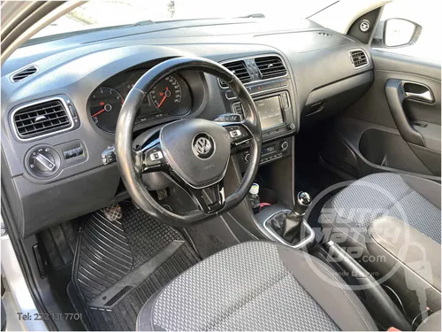 Volkswagen Vento 1.6 Confortline Mt