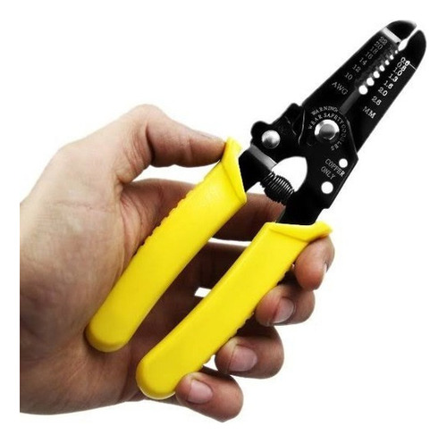 Alicates pelacables para electricistas con resorte en el mango