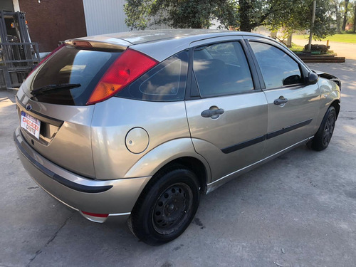 Ford Focus Ambiente 1.6