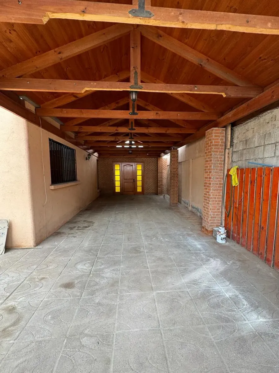 Imagen 5 de 22 de Casa Amplia Y Soleada Con Vista Al Mar