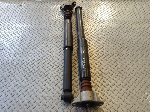 Par Amortiguadores Traseros Mazda 3 Mod 04-09 Original
