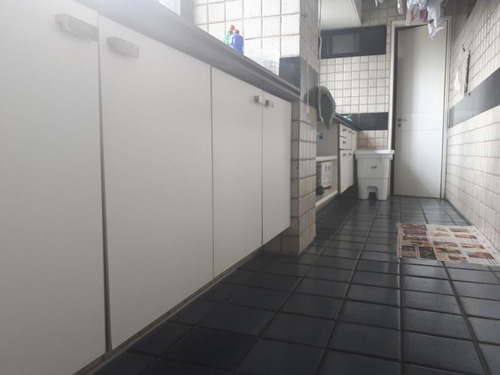 Imagem 24 de 30 de Apartamento À Venda, 275 M² Por R$ 1.200.000,00 - Tamarineira - Recife/pe - Ap1117