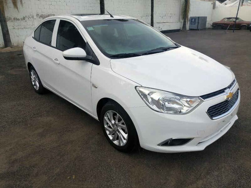 Imagen 7 de 10 de Chevrolet Aveo 2018 4p Ltz L4/1.5 Man