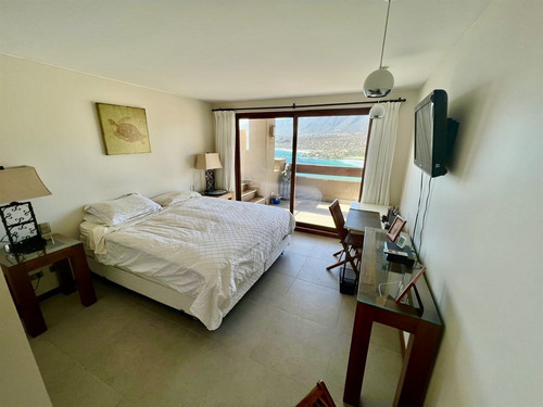 Departamento En Venta De 4 Dorm. En La Serena
